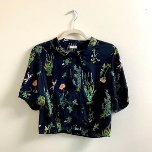 Aritzia Sunday Best floral cropped blouse